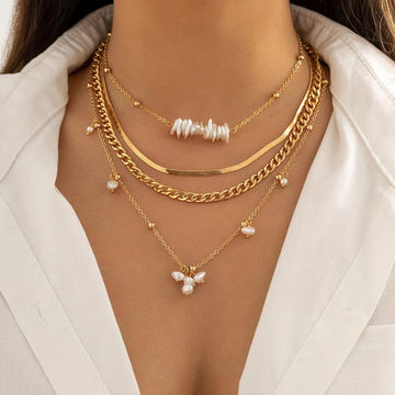 Set de 4 Collares Con Elegantes Perlas